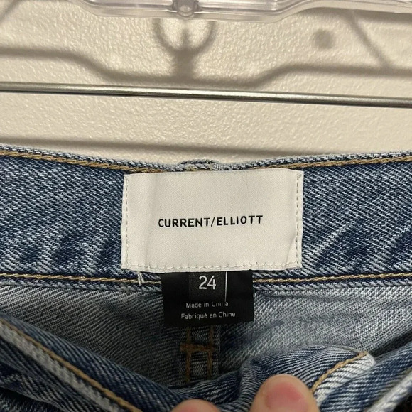 Current/Elliott The‎ Boyfriend Denim Cutoff Shorts in 2 Year Destroy Rigid 24 - Picture 3 of 8